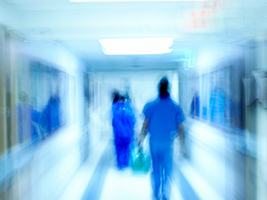 La « fin » des indemnités de précarité pour les praticiens hospitaliers contractuels ou une réforme passée inaperçue.