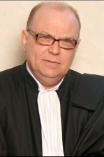 Maître Bernard Van Luggene