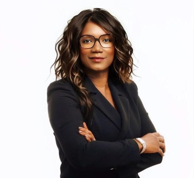 Urgence Constitutionnelle : Pourquoi les Ministres récemment élus Députés doivent démissionner avant le 17 novembre 2025