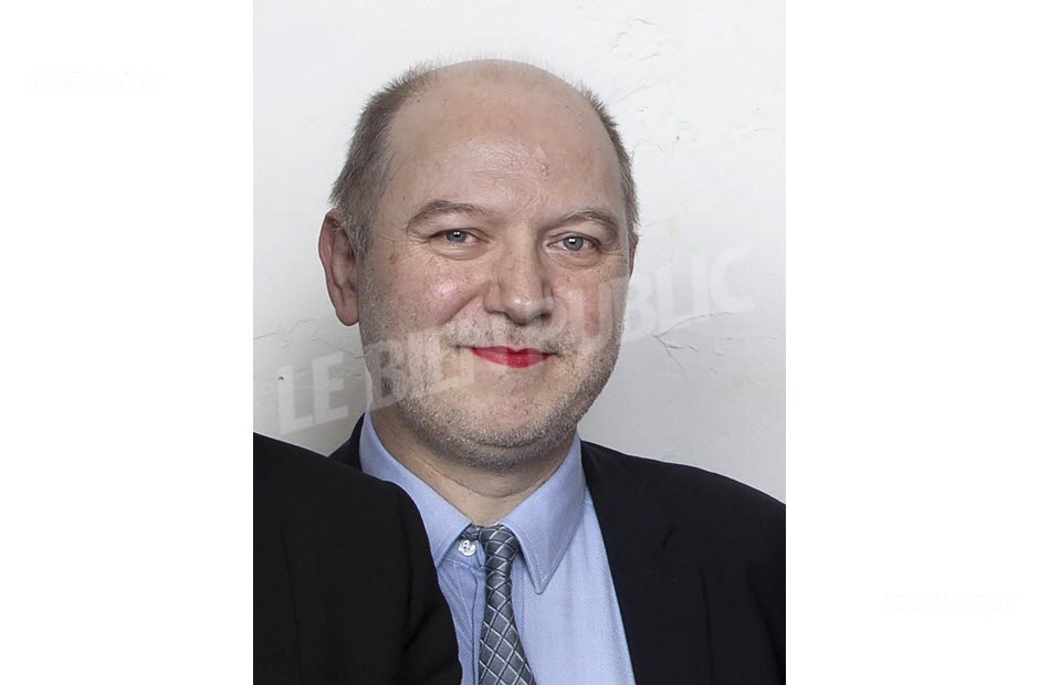 Denis BAUPIN ou le rouge à lèvre boomerang