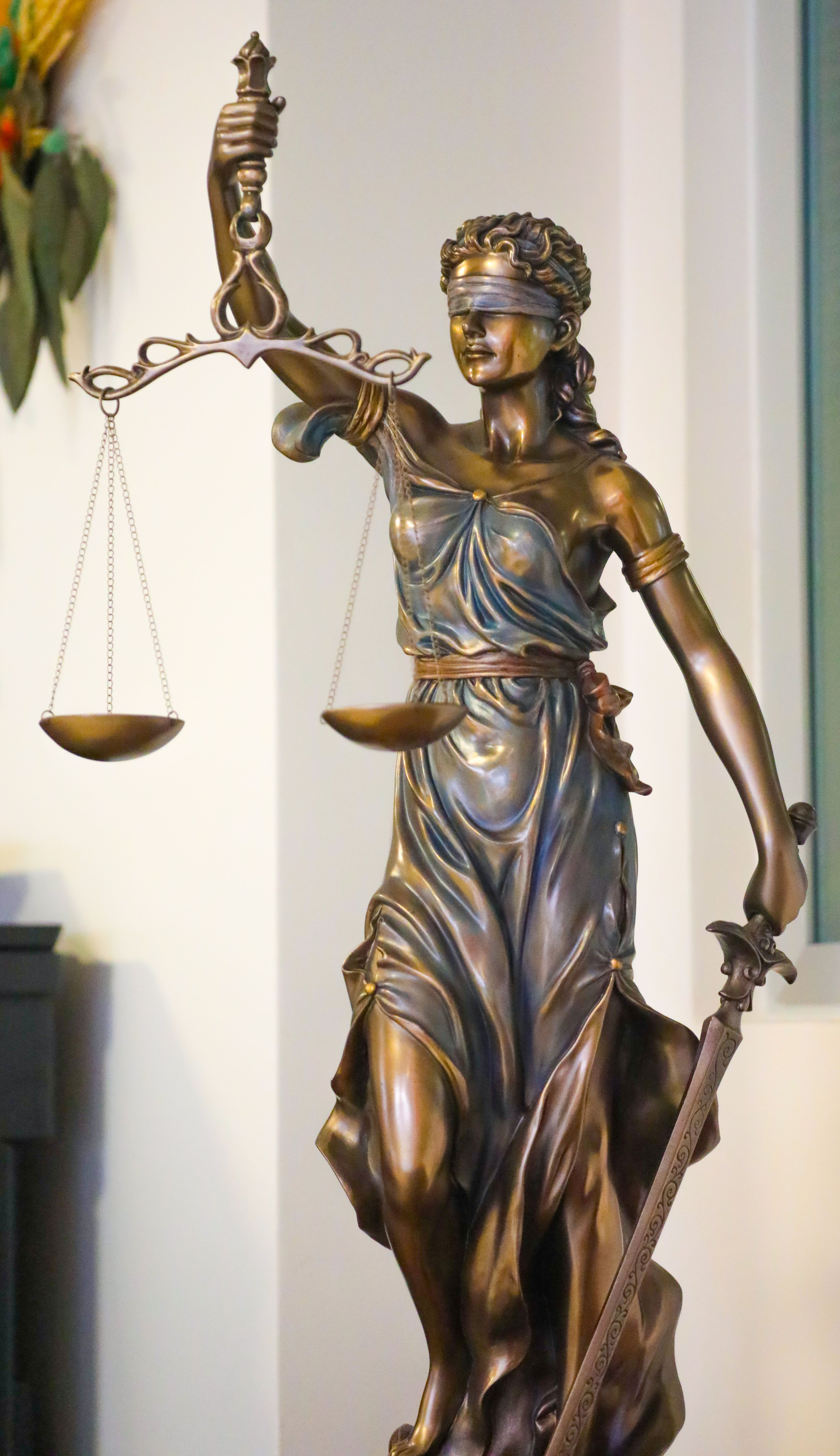 Comment demander la suspension de l’exécution provisoire en cas d’appel : 