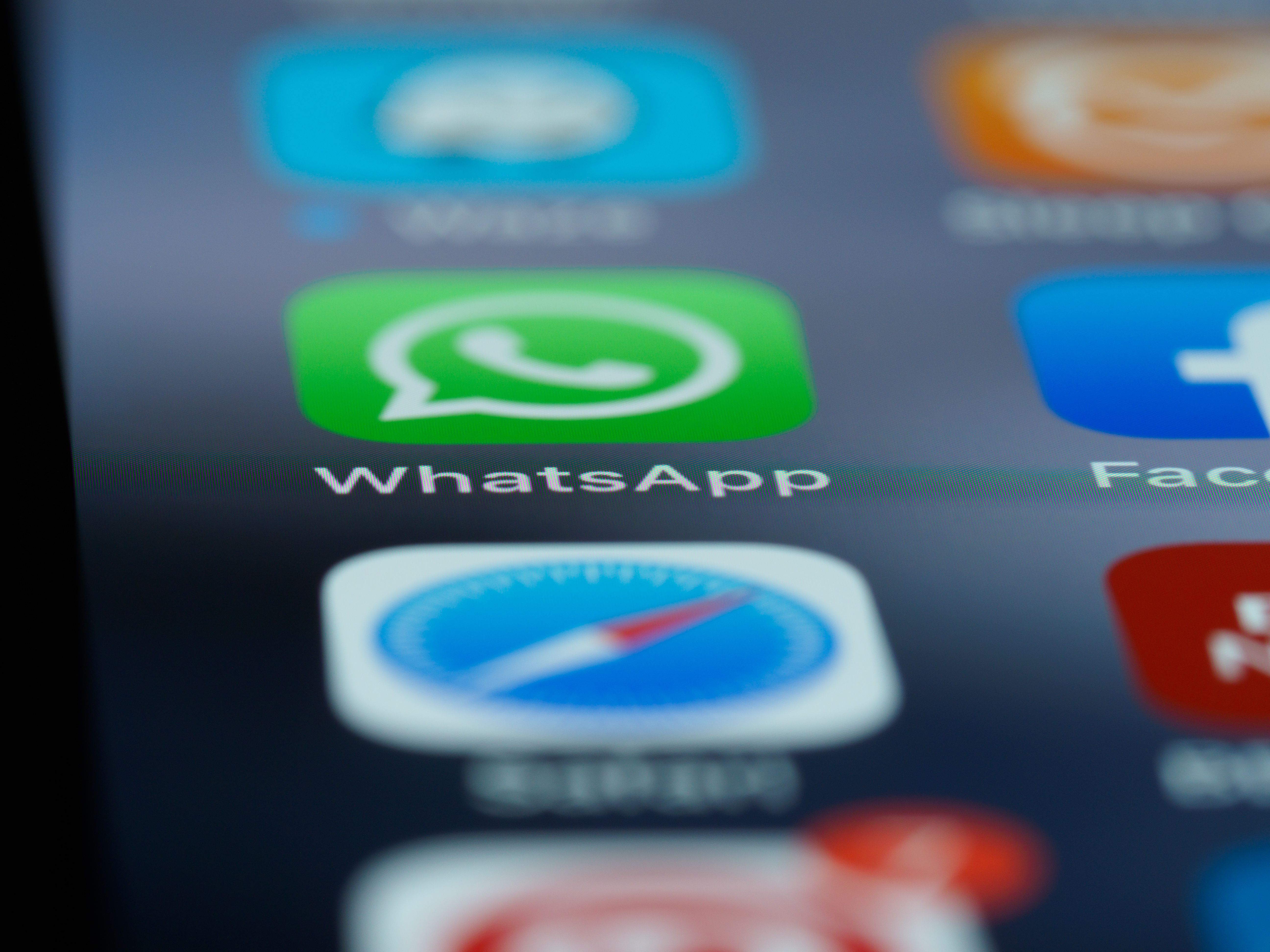 Divorce : les SMS et messages WhatsApp peuvent-ils servir de preuve ?