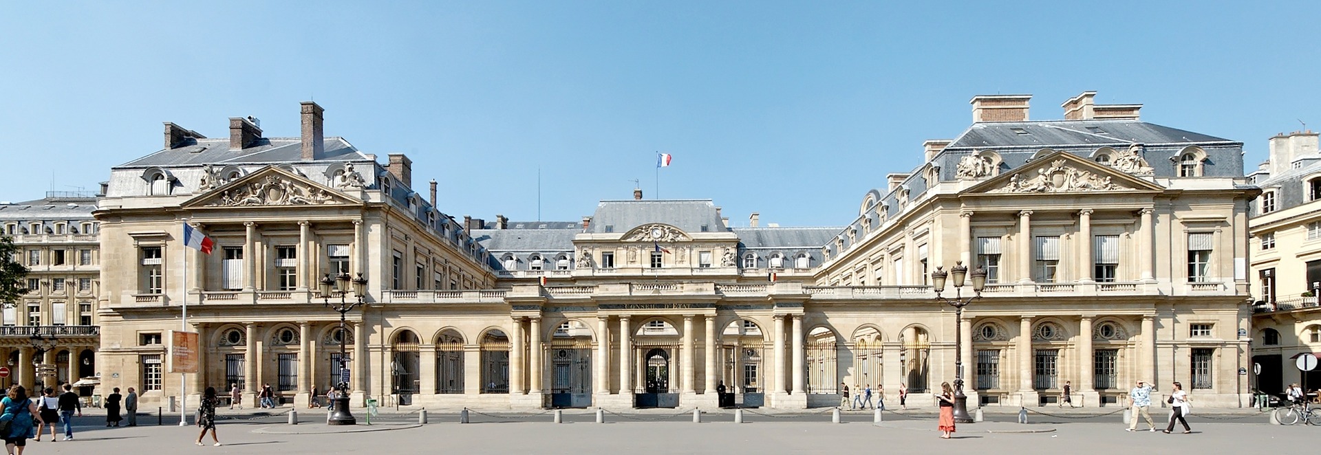 Procédure administrative contentieuse : appel d'une ordonnance de référé-liberté donnant acte d’un désistement partiel  (CE, 2e - 7e ch. réunies, 1er avr. 2019, n° 426228, Lebon T.)