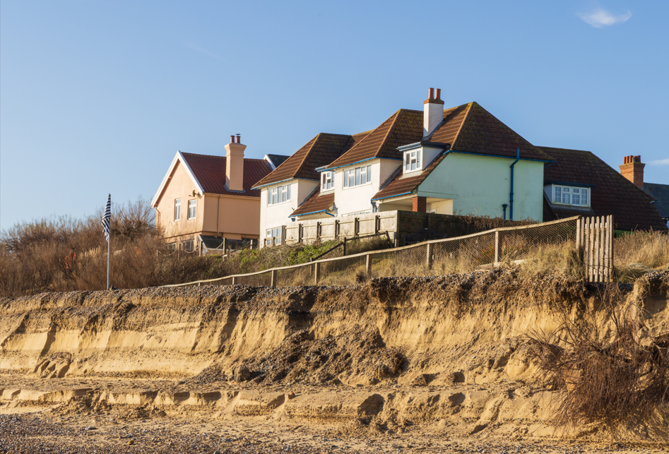 Recul du trait de côte : il va falloir "passer à la Caisse" pour construire en zone à risque !