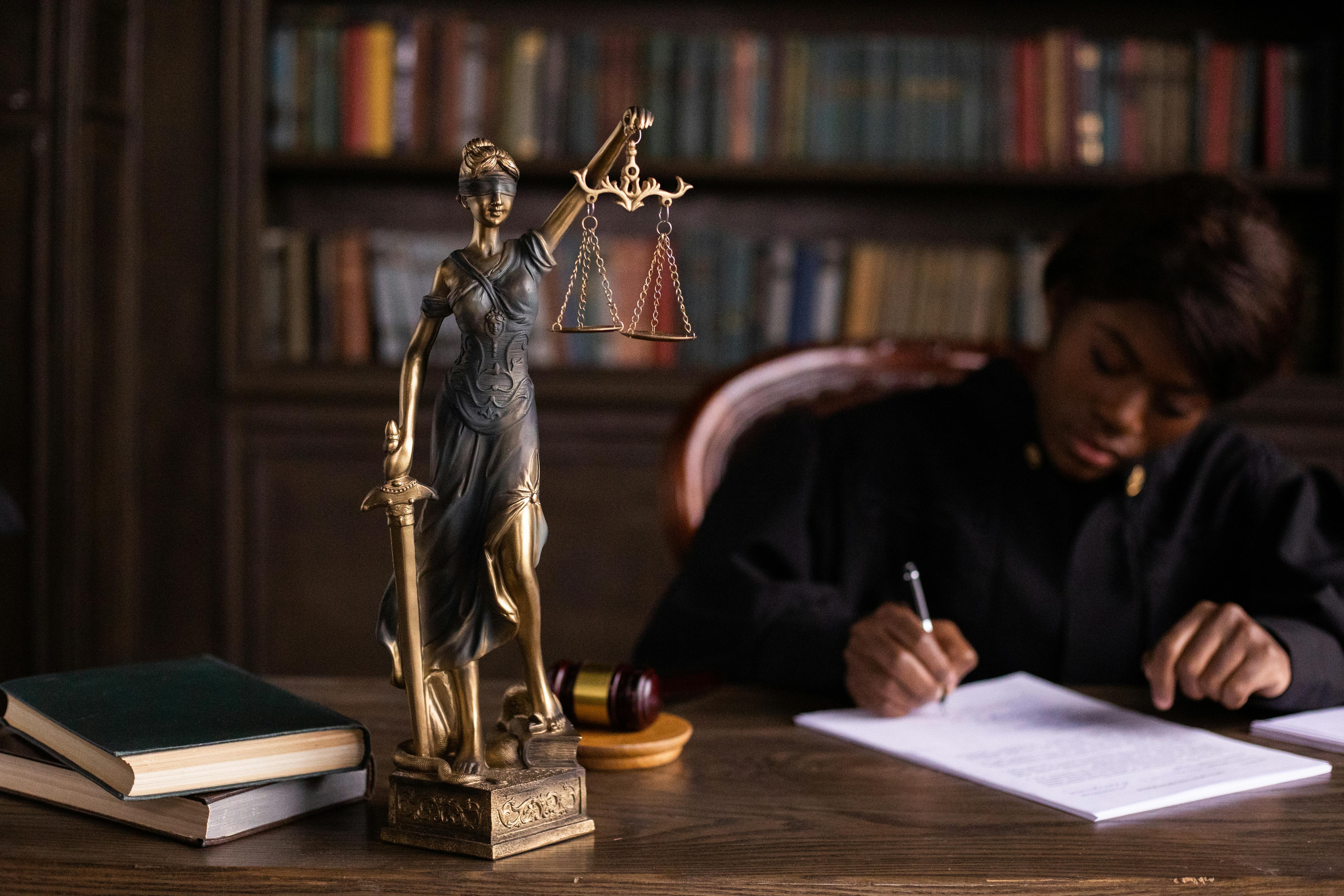 Procès à DRAGUIGNAN : PHOTO ÉCOLOGIE condamnée pour non-respect du droit de rétractation