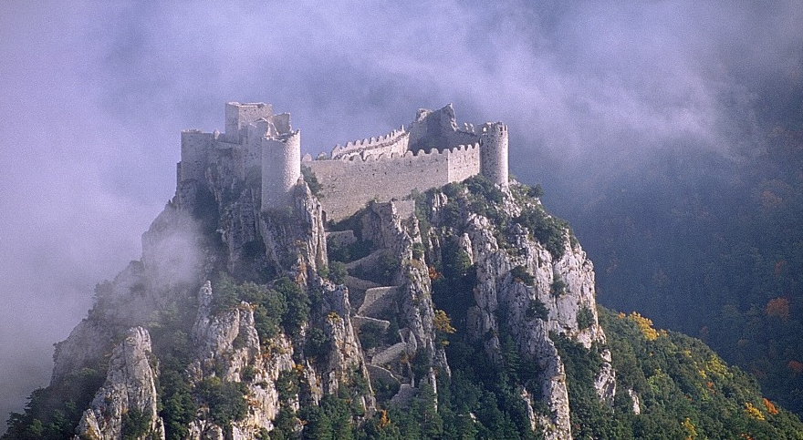 Conflit entre le droit de préemption du preneur en place et le droit de préemption de la SAFER