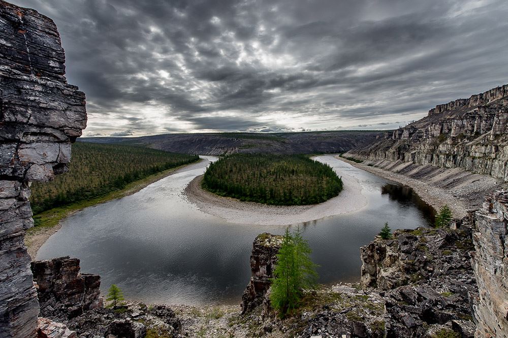 Contrôle des structures des exploitations agricoles : le cas de dispense de dépôt d'une demande d'autorisation en cas de "transformation" d'une exploitation "en société".