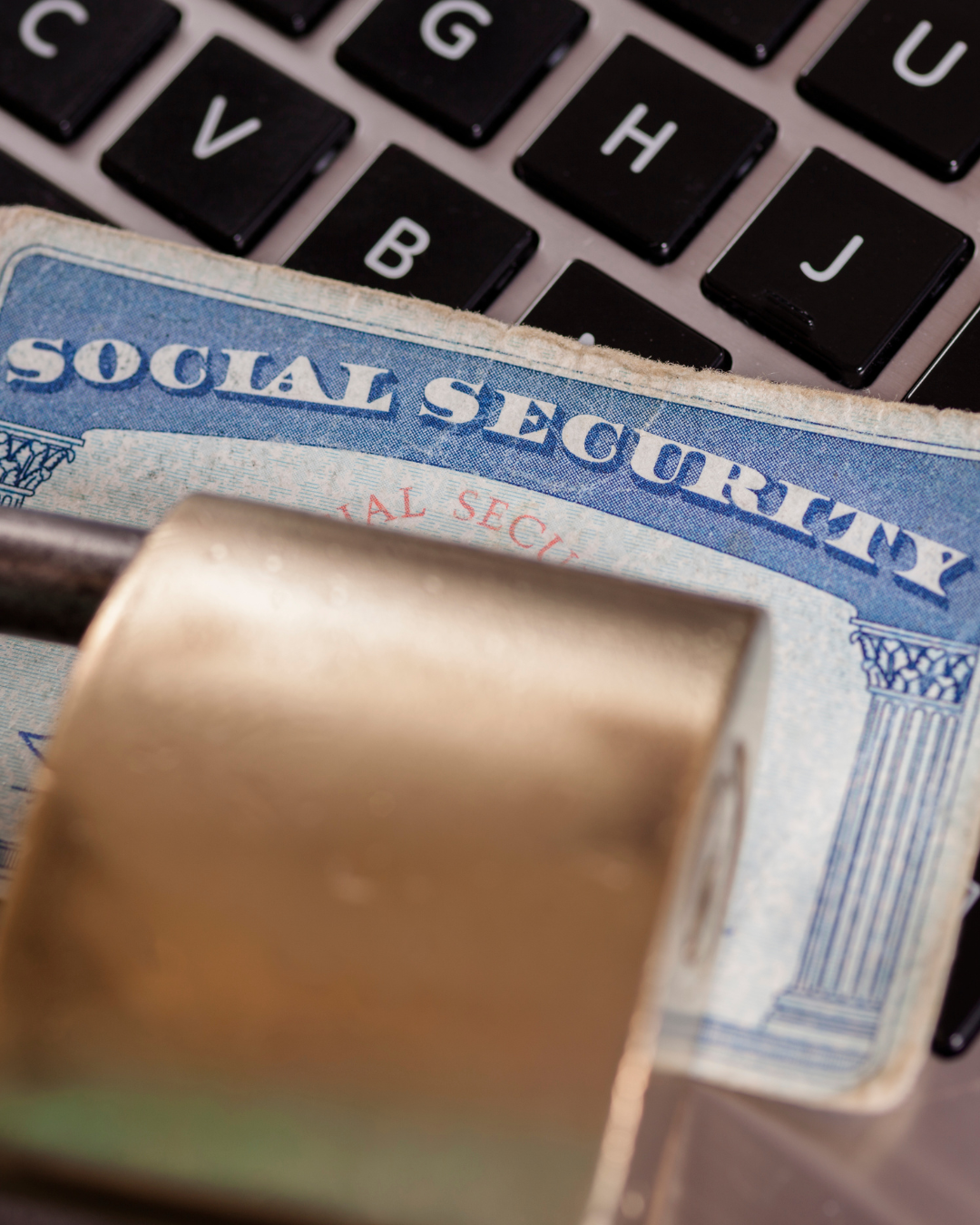 Amf-declaration.fr : un faux portail institutionnel selon les premiers signaux ?