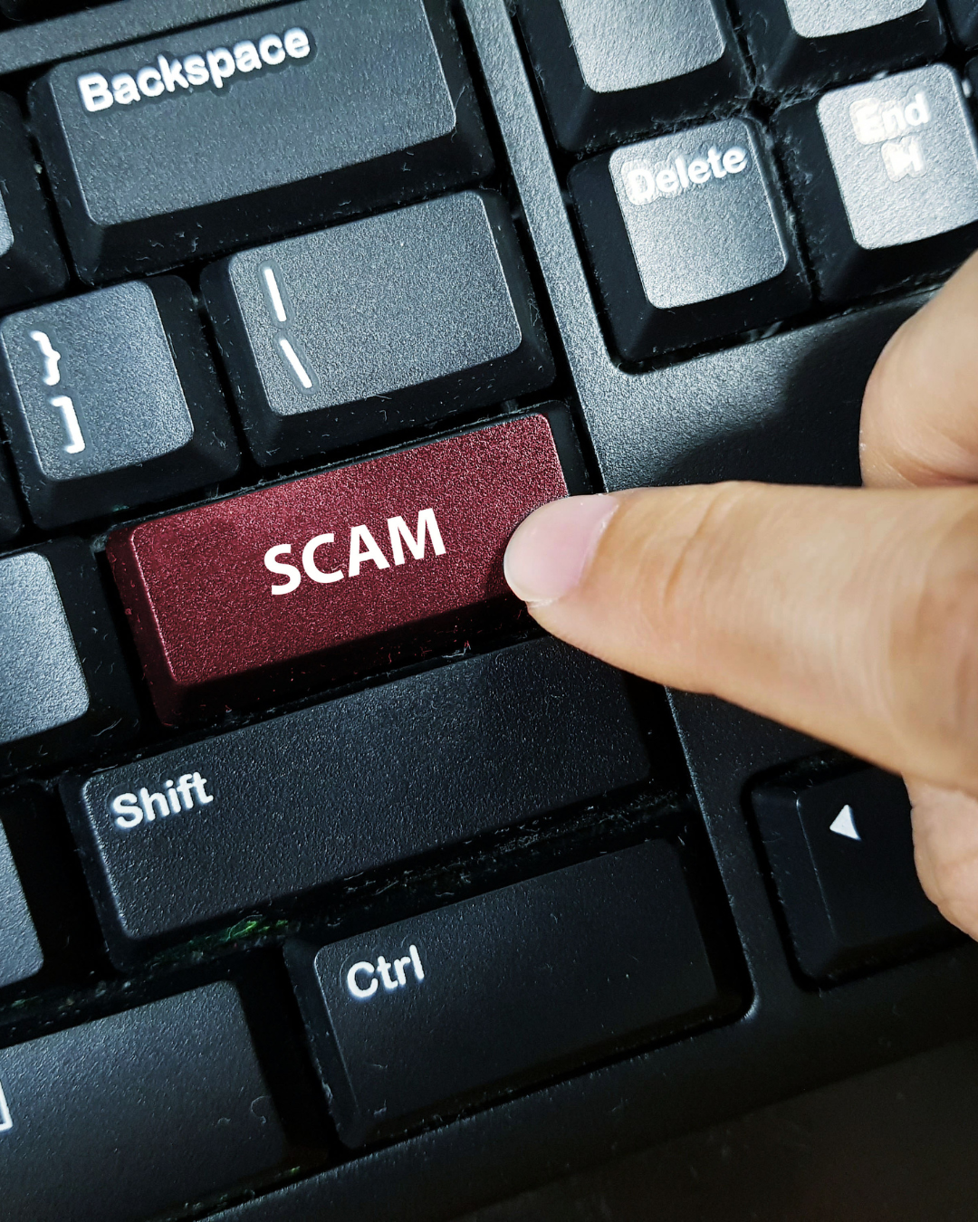 Arnaque financière en ligne : comment Ziegler & Associés construit une défense pénale efficace