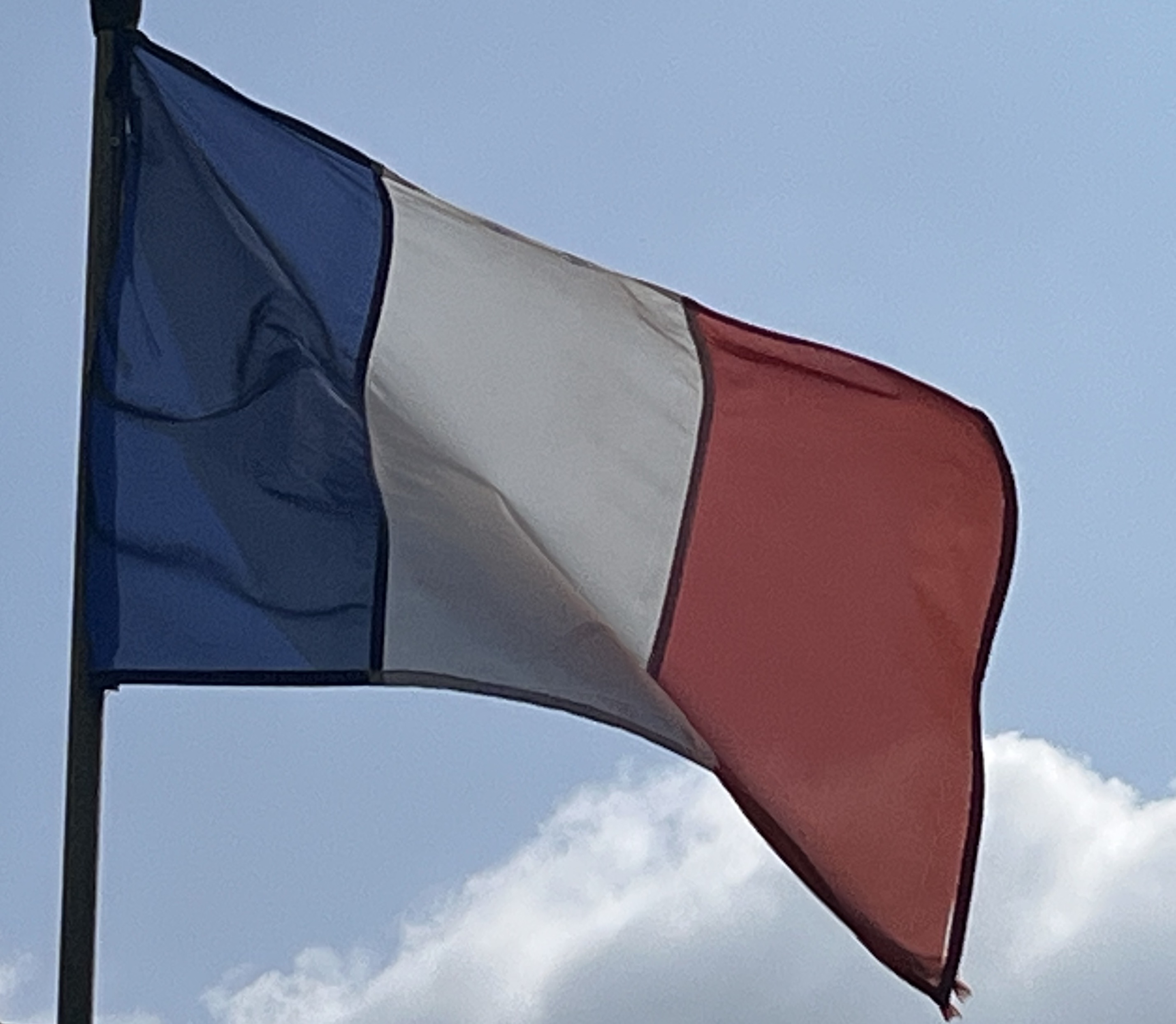 Pas d’obligation pour les élus locaux de respecter le principe de neutralité.