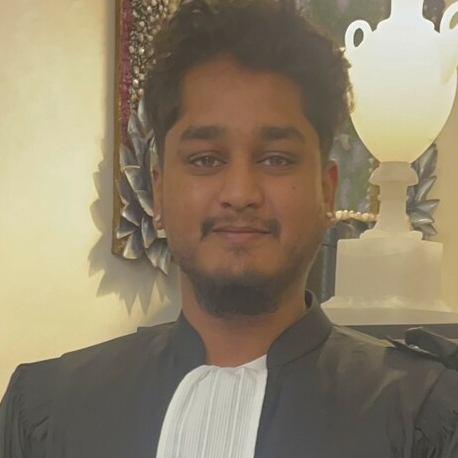 Photo UTHAYAKUMAR Dilan